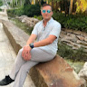 Meet your Posher, Cole